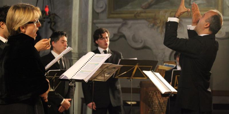 Ensemble Arte Musica diretto al clavicembalo da Francesco Cera