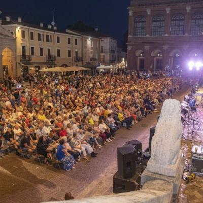 Il Liscio in piazza Cavour