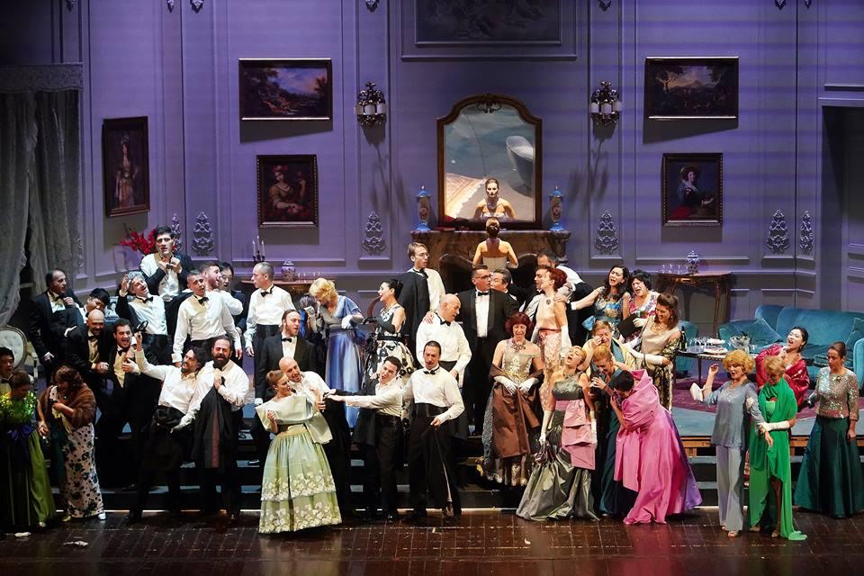 La Traviata al Teatro Galli