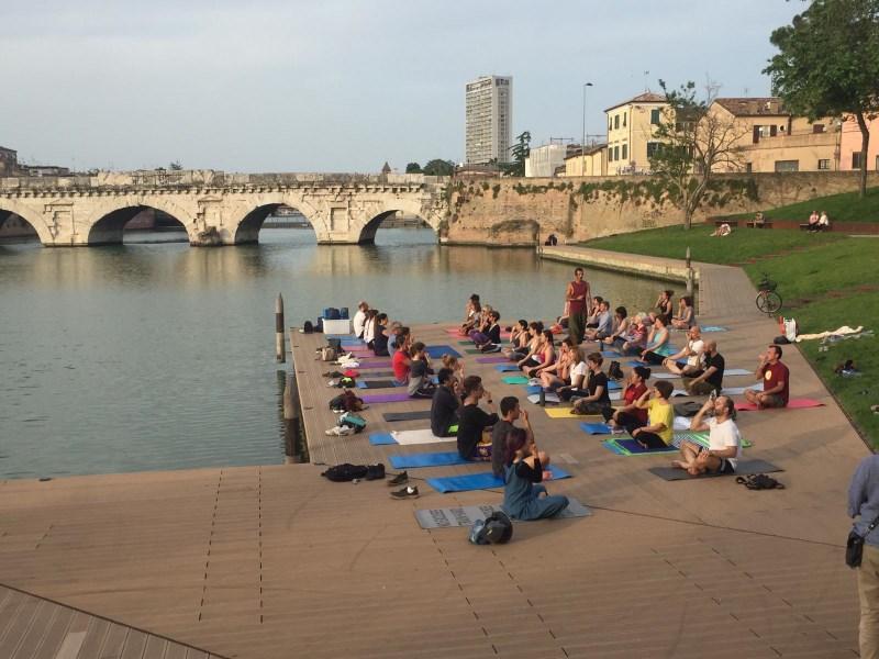 Yoga al Ponte Tiberio