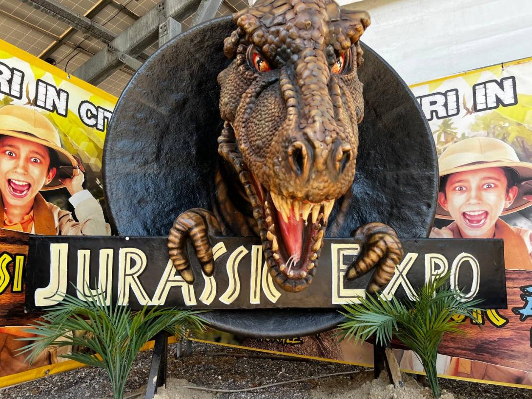 Jurassic Expo in Tour