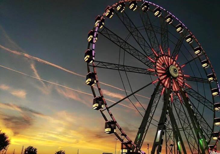 the ferry wheel on the beach