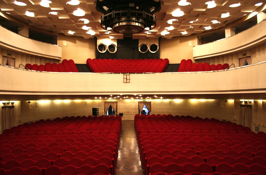 interior of Novelli theatre