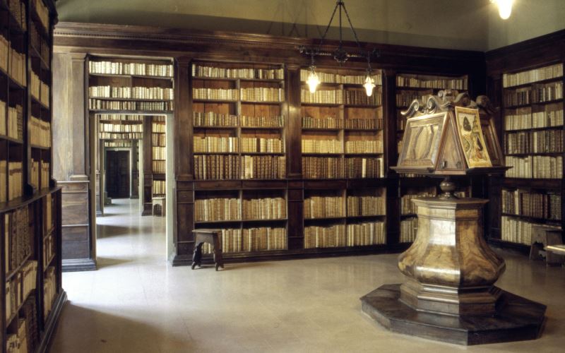 visita alle sale antiche della Biblioteca Gambalunga