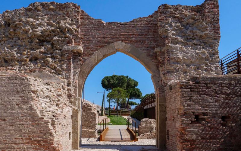 Porta Galliana restaurata