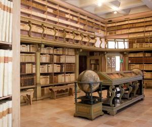biblioteca Gambalunga - sale antiche